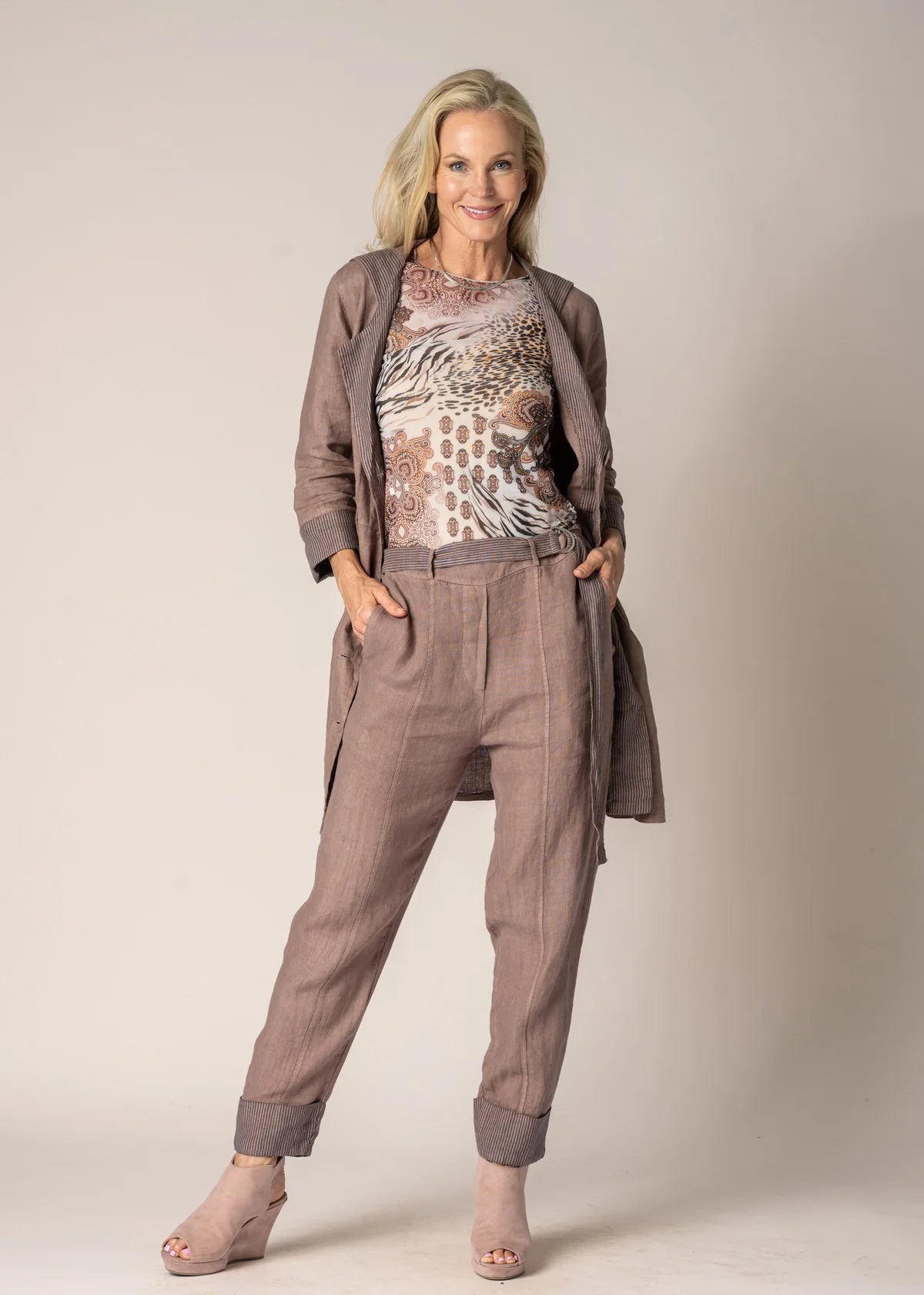 Imagine Helena Linen Pants in Milk Chocolate