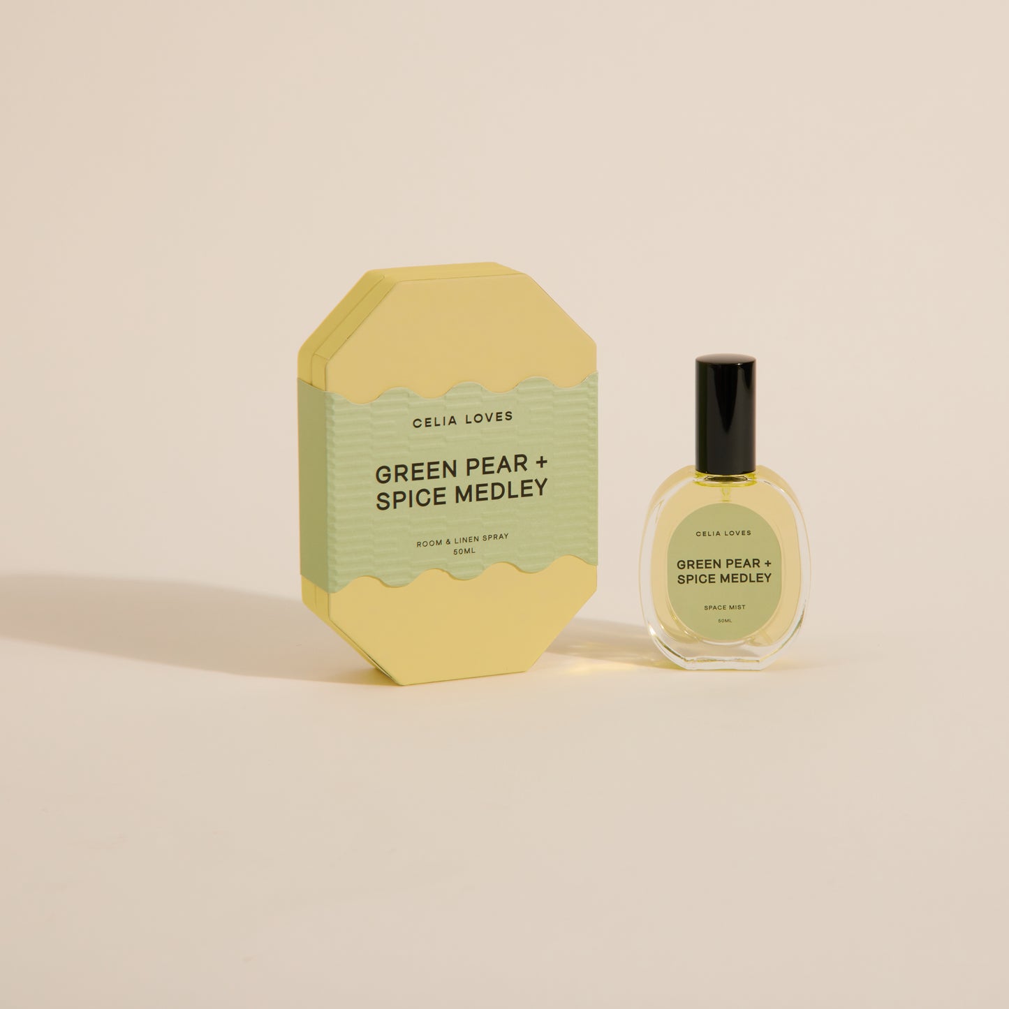 Celia Loves Green Pear & Spice Medley - Room Spray 50ml