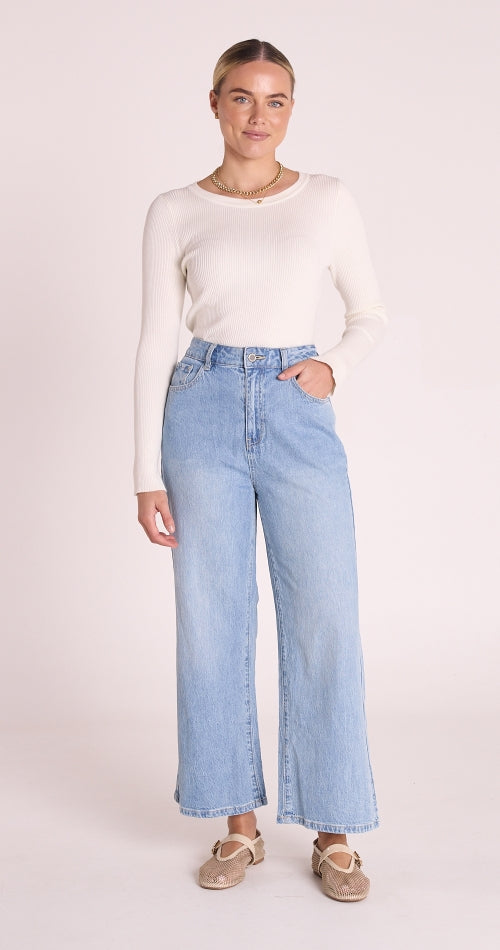 Feather and Noise Cassie Cropped Leg Jean - Light Blue
