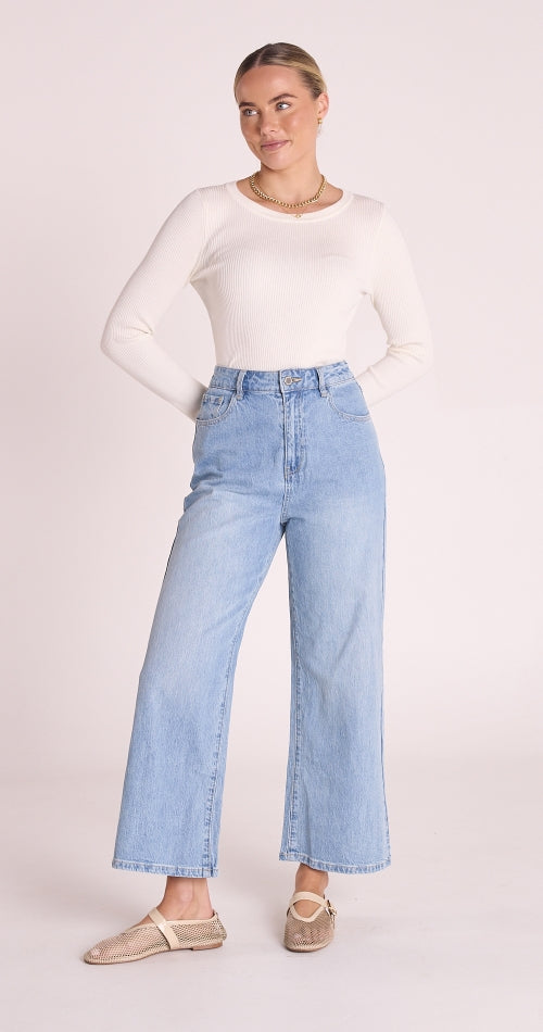 Feather and Noise Cassie Cropped Leg Jean - Light Blue
