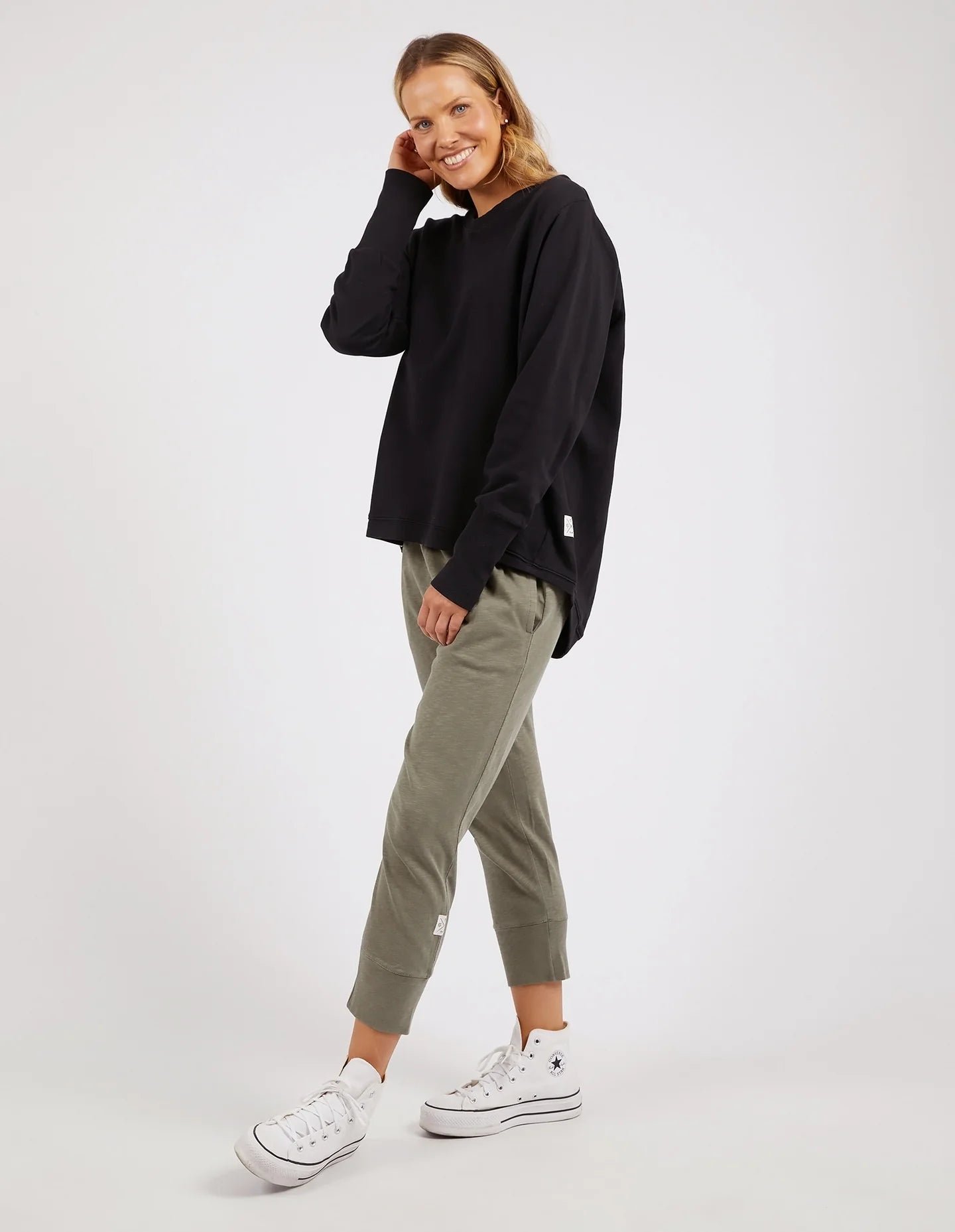 Elm Divine Crew Washed Black