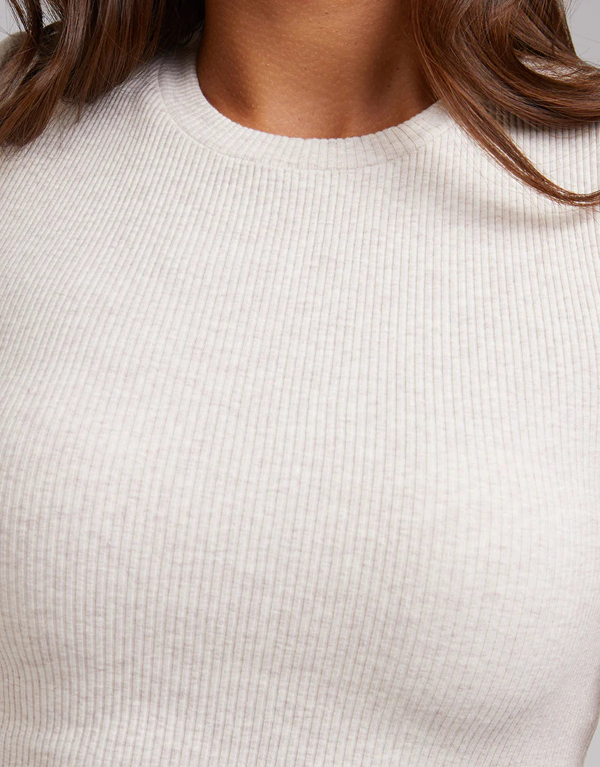 Silent Theory Bella Crop Tee Oatmeal
