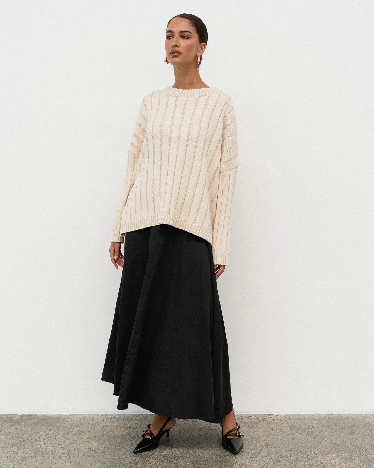 White Closet Ribbed Knit Cream