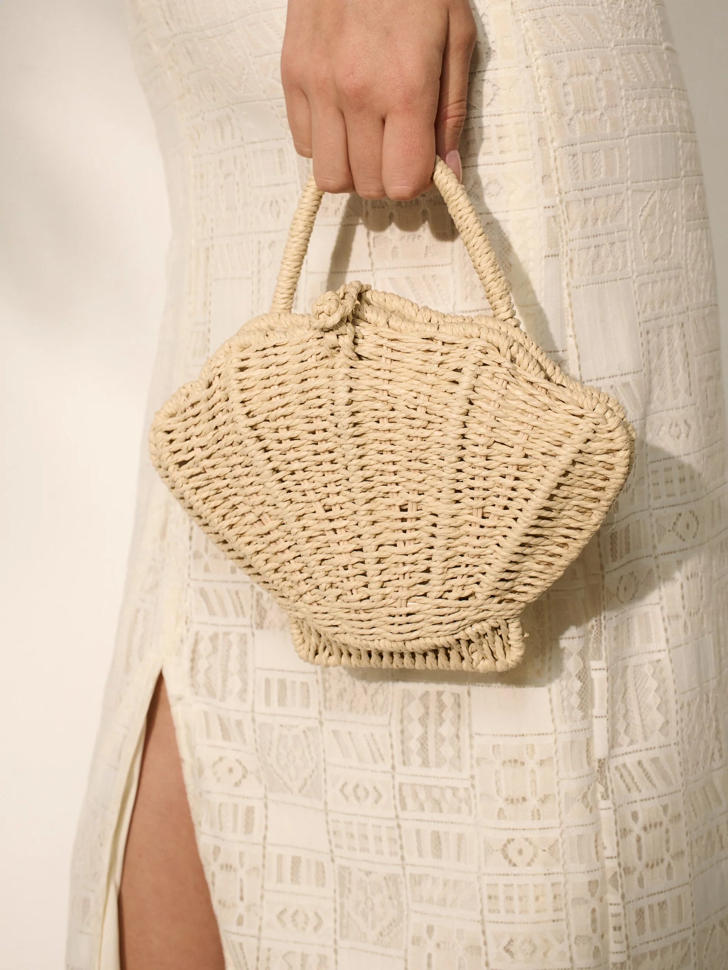 Sora Summer Shell Bag Beige - Angels Whisper