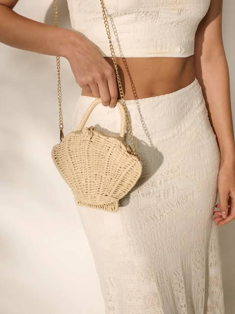 Sora Summer Shell Bag Beige - Angels Whisper
