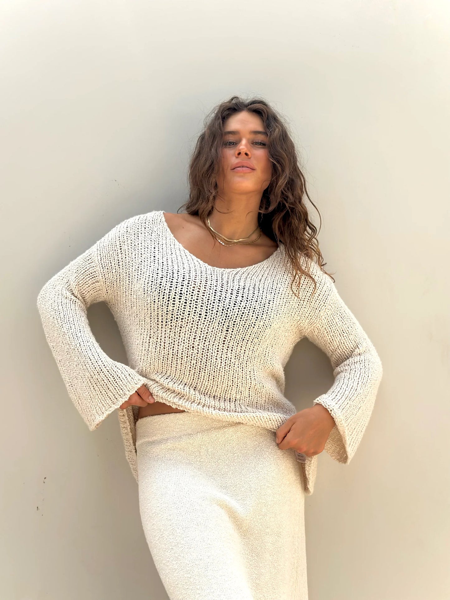Amira Sunday V Neck Honey Butter Popcorn Yarn Mix Cotton Jumper