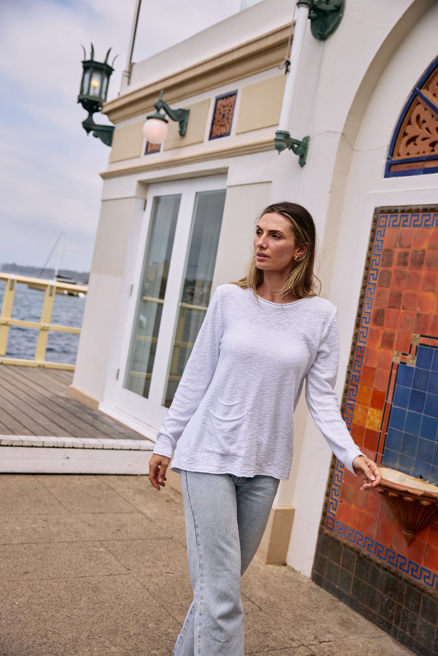 Worthier White Cotten/Linen Pull Over