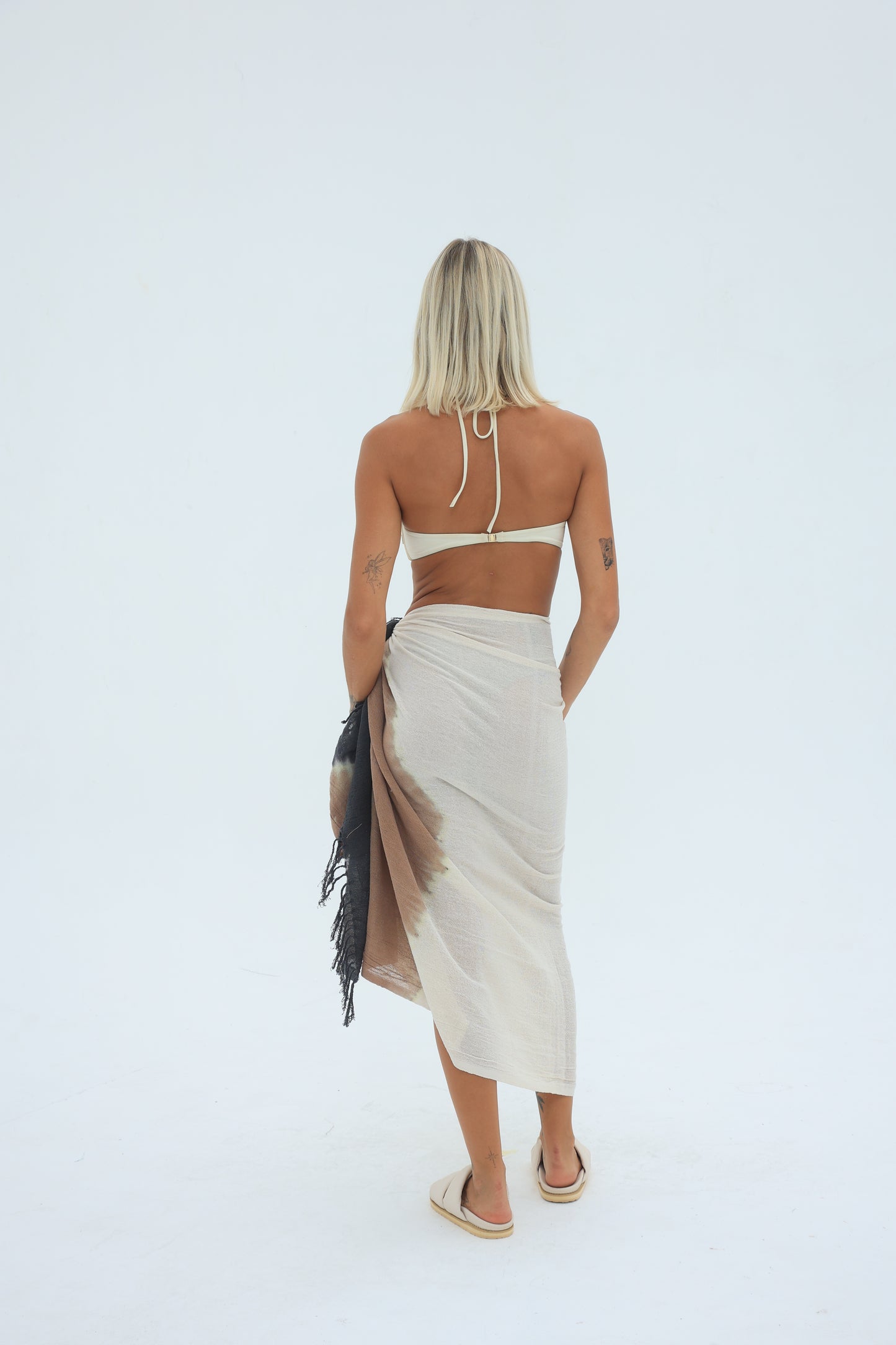Carbon Amani Tassel Sarong