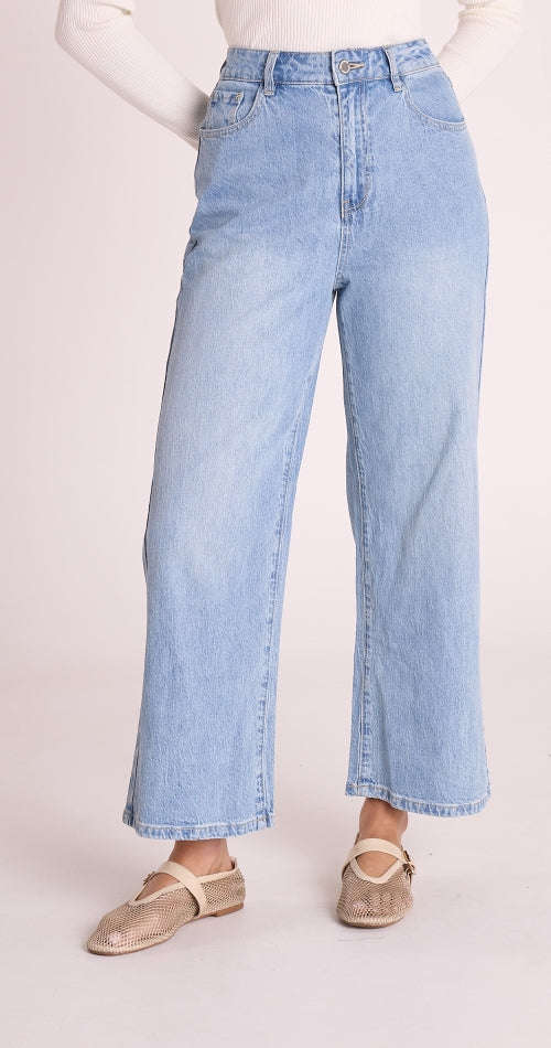 Feather and Noise Cassie Cropped Leg Jean - Light Blue